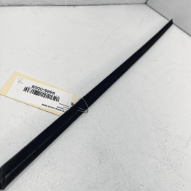 2017-2020 BMW 430I FRONT RIGHT PASSENGER DOOR WINDOW BELT MOLDING OEM 2017-2020 BMW 430I FRONT RIGHT PASSENGER DOOR WINDOW BELT MOLDING OEM