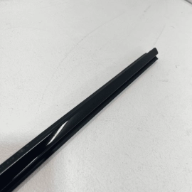 2017-2020 BMW 430I FRONT RIGHT PASSENGER DOOR WINDOW BELT MOLDING OEM 2017-2020 BMW 430I FRONT RIGHT PASSENGER DOOR WINDOW BELT MOLDING OEM