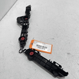 TOYOTA CAMRY 2018 - 2023 REAR BUMPER LEFT DRIVER SIDE RETAINER BRACKET OEM
