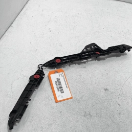 TOYOTA CAMRY 2018 - 2023 REAR BUMPER LEFT DRIVER SIDE RETAINER BRACKET OEM