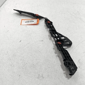 TOYOTA CAMRY 2018 - 2023 REAR BUMPER LEFT DRIVER SIDE RETAINER BRACKET OEM