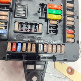 BMW 430XI 2017-2020 REAR POWER DISTRIBUTION FUSE RELAY BOX MODULE UNIT OEM