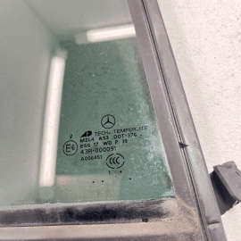 2007-2012 MERCEDES GL450 X164 REAR RIGHT PASSENGER SIDE DOOR VENT WINDOW OE