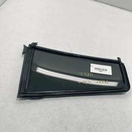 2007-2012 MERCEDES GL450 X164 REAR RIGHT PASSENGER SIDE DOOR VENT WINDOW OE