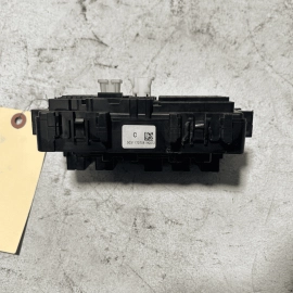 Fus Box Relay Junction Module Unit Infiniti Q50 3.0L 2016-2020 OEM