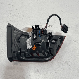 SCRATCHED! BMW 430I 2017 REAR PASSENGER SIDE TAILLIGHT INNER IN TRUNK LID O