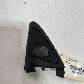 Front Left Side Audio Speaker Tweeter Cover BMW 430IX 2017-2020 OEM Front Left Side Audio Speaker Tweeter Cover BMW 430IX 2017-2020 OEM