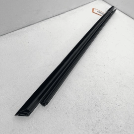 2020-2023 TOYOTA CAMRY FRONT PASSENGER DOOR WINDOW INNER WEATHERSTRIP SEAL 