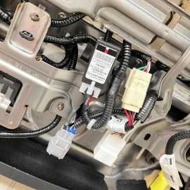 2021-23 TOYOTA CAMRY XSE SEAT W/ DOOR PANEL COMPLETE SET SENSUAL RED LEATHE 2021-23 TOYOTA CAMRY XSE SEAT W/ DOOR PANEL COMPLETE SET SENSUAL RED LEATHE