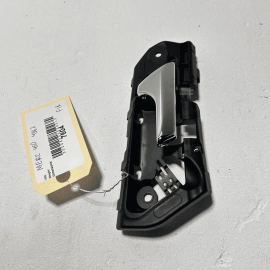 Front Right Passenger Inner Inside Door Handle Mercedes-Benz GL450 2007-201