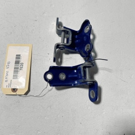HYUNDAI ACCENT 12-13 REAR PASSENGER SIDE DOOR LOWER & UPPER HINGE OEM =SET 