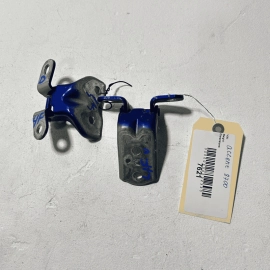 HYUNDAI ACCENT 12-13 FRONT DRIVER SIDE DOOR LOWER & UPPER HINGE OEM = SET O