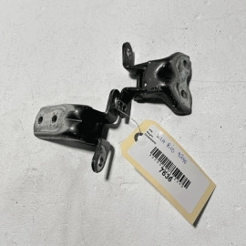KIA RIO 2012-2023 FRONT LEFT DRIVER SIDE DOOR HINGE UPPER & LOWER OEM =SET 