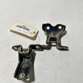 KIA RIO 2012-2023 FRONT LEFT DRIVER SIDE DOOR HINGE UPPER & LOWER OEM =SET 