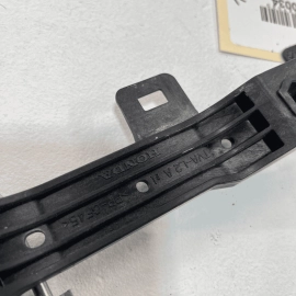 2018-20 HONDA ACCORD FRONT LEFT DRIVER LH EXTERIOR DOOR HANDLE BRACKET BASE