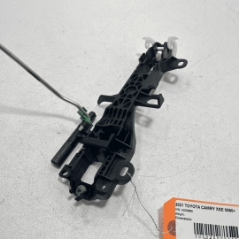 2018-2023 TOYOTA CAMRY FRONT DRIVER SIDE DOOR EXTERIOR HANDLE BASE BRACKET 