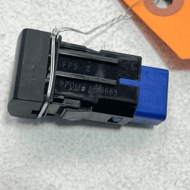2019 - 2023 TOYOTA CAMRY FUEL DOOR LID RELEASE OPEN OPENER CONTROL SWITCH O
