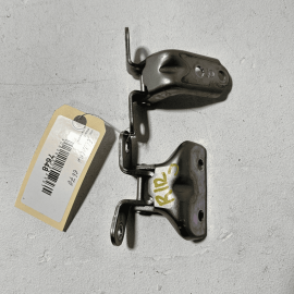 2011-16  HYUNDAI ELANTRA REAR PASSENGER SIDE Door Hinge Upper and Lower OEM