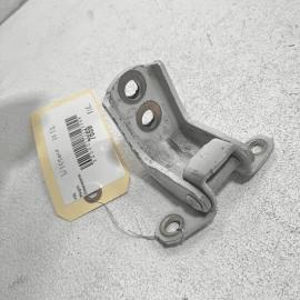 2013-2019 NISSAN SENTRA REAR RIGHT PASSENGER LOWER BOTTOM DOOR HINGE OEM GR