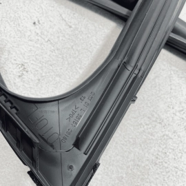 2018-2023 TOYOTA CAMRY FRONT LEFT DRIVER DOOR WINDOW GLASS RUN CHANNEL SEAL