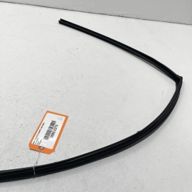 2018-2023 TOYOTA CAMRY FRONT LEFT DRIVER DOOR WINDOW GLASS RUN CHANNEL SEAL