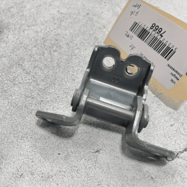 HONDA ACCORD 2018-2020 REAR RIGHT PASSENGER SIDE DOOR UPPER HINGE OEM SILVE