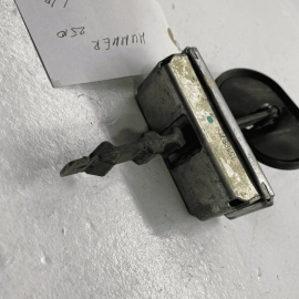 03-2009 HUMMER H2 REAR LEFT DRIVER SIDE DOOR HINGE CHECK STRAP CATCH STOPPE