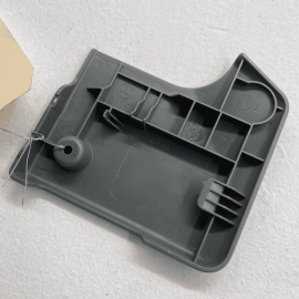 MERCEDES X164 GL 350 450 550 REAR LEFT SIDE SEAT RAIL COVER TRIM OEM 2007-2