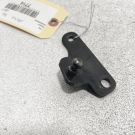 MERCEDES GL450 X164 2007-12 Tailgate Driver Side Lift Support Strut Bracket