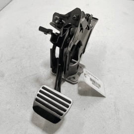 2014 - 2019 INFINITI Q50 BRAKE STOP PEDAL W/ BRACKET ASSEMBLY OEM