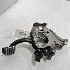 2014 - 2019 INFINITI Q50 BRAKE STOP PEDAL W/ BRACKET ASSEMBLY OEM
