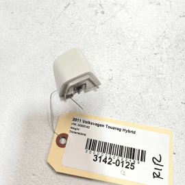 OEM Volkswagen Touareg 11-17 Rear or Front Passenger Door Outer Handle Cap 