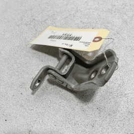 NISSAN SENTRA 2013-2019 FRONT LEFT DRIVER SIDE DOOR UPPER HINGE OEM = QM1 =