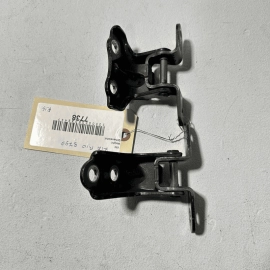 KIA RIO 2012-2017 REAR PASSENGER SIDE DOOR HINGE UPPER & LOWER OEM =SET OF 