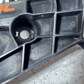 2014 - 2015 LEXUS IS250 FRONT BUMPER LEFT DRIVER SIDE GUIDE BRACKET RETAINE