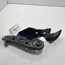 2014-15-16-17-18-2020 INFINITI Q50 REAR LEFT SIDE CROSSMEMBER STAY BRACKET 