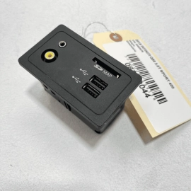 2016 - 2020 INFINITI Q50 USB AUX AUXILIARY JACK MAP SD CARD PORT INSERT OEM
