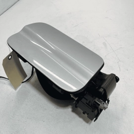 2017-18-2020 BMW 430XI Fuel Tank Filler Cover Lock Top Door Cover Lid Rear 