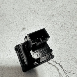 2015-2020 ACURA TLX A-SPEC CENTER CONSOLE AUDIO AUX AUXILIARY IN JACK OEM 2015-2020 ACURA TLX A-SPEC CENTER CONSOLE AUDIO AUX AUXILIARY IN JACK OEM