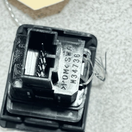 2015-2020 ACURA TLX A-SPEC CENTER CONSOLE AUDIO AUX AUXILIARY IN JACK OEM 2015-2020 ACURA TLX A-SPEC CENTER CONSOLE AUDIO AUX AUXILIARY IN JACK OEM