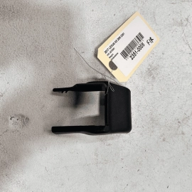 LEXUS NX200T 15-17 FRONT PASSENGER SEAT FRONT INNER TRACK RAIL END CAP COVE