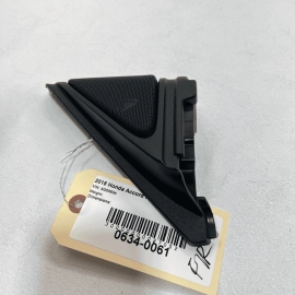 HONDA ACCORD 2018-2021 FRONT PASSENGER SIDE DOOR CORNER TRIM COVER PANEL OE HONDA ACCORD 2018-2021 FRONT PASSENGER SIDE DOOR CORNER TRIM COVER PANEL OE