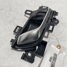 HONDA ACCORD 2018-2020 FRONT RIGHT PASSENGER SIDE DOOR INTERIOR HANDLE OEM HONDA ACCORD 2018-2020 FRONT RIGHT PASSENGER SIDE DOOR INTERIOR HANDLE OEM