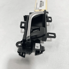 HONDA ACCORD 2018-2020 FRONT RIGHT PASSENGER SIDE DOOR INTERIOR HANDLE OEM HONDA ACCORD 2018-2020 FRONT RIGHT PASSENGER SIDE DOOR INTERIOR HANDLE OEM
