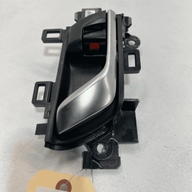 HONDA ACCORD 2018-2020 FRONT RIGHT PASSENGER SIDE DOOR INTERIOR HANDLE OEM HONDA ACCORD 2018-2020 FRONT RIGHT PASSENGER SIDE DOOR INTERIOR HANDLE OEM