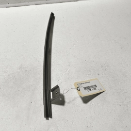 ACURA MDX 2014-20 REAR PASSENGER DOOR WINDOW GLASS LOWER SASH CHANNEL GUIDE