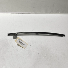 ACURA MDX 2014-20 REAR PASSENGER DOOR WINDOW GLASS LOWER SASH CHANNEL GUIDE