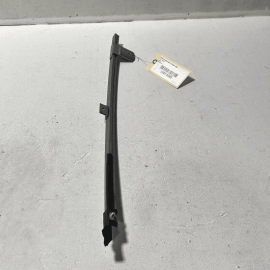 ACURA MDX 2014-20 REAR PASSENGER DOOR WINDOW GLASS LOWER SASH CHANNEL GUIDE