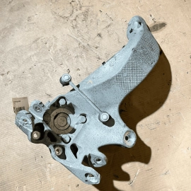 MINI COOPER COUNTRYMAN Rear Driver Side Wheel Hub Trailing Arm Knuckle 11-1