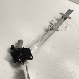 2016 - 2021 HONDA PILOT REAR PASSENGER SIDE DOOR WINDOW REGULATOR & MOTOR O